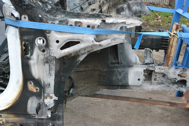 Лонжерон передний правый LR036509 LAND ROVER