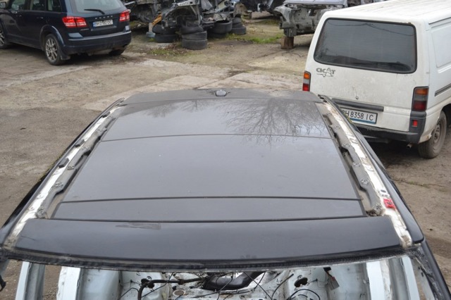 Рама люка LR038279 LAND ROVER