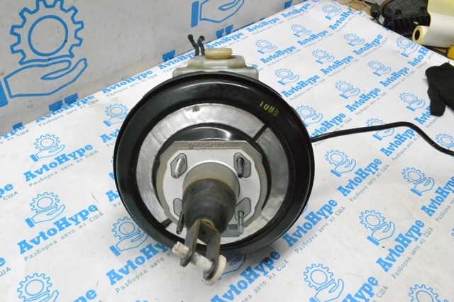 Усилитель тормоза вакуумный LR040113 LAND ROVER
