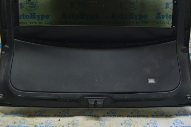 Кнопка привода замка третей/пятой двери LR040338 LAND ROVER