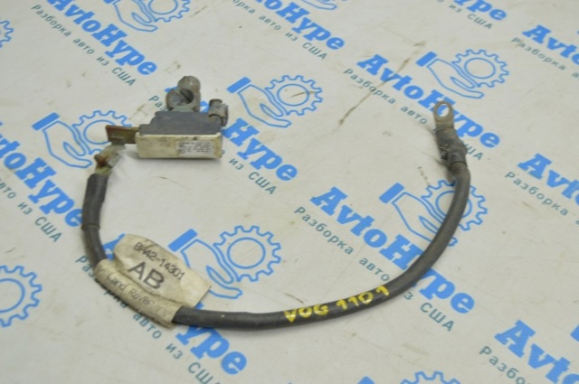 Кабель массы аккумулятора (АКБ) LR048604 LAND ROVER