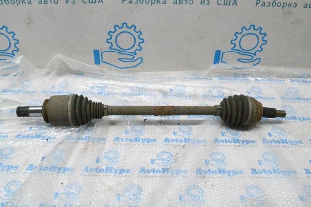 Полуось задняя, правая LR053789 LAND ROVER
