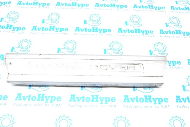 Накладка дверного порога внутренняя, передняя левая LR054945 LAND ROVER