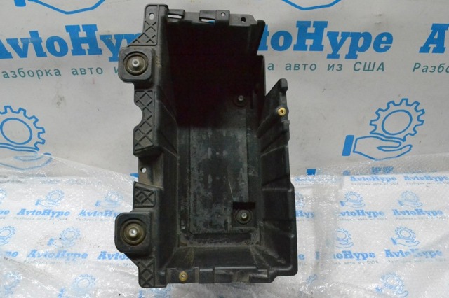 LAND ROVER LR057223 Поддон аккумулятора (АКБ) в наличии Тернополь