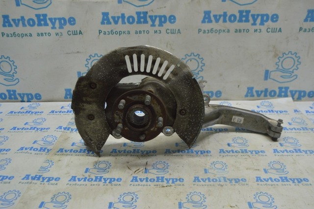 Ступицы передних колес LR090515 LAND ROVER