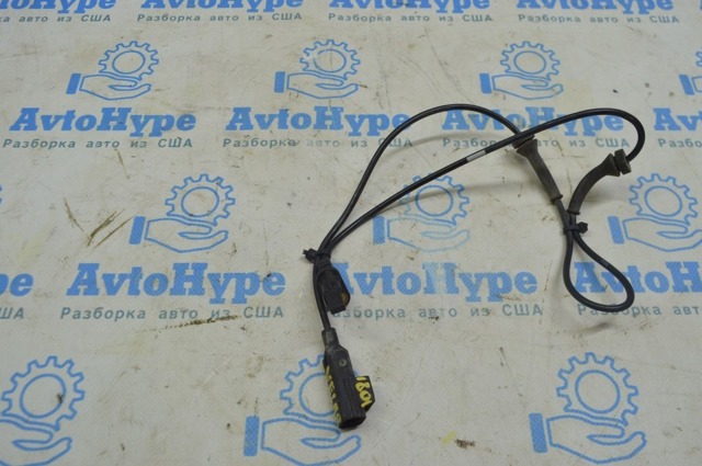 Передний датчик АБС LR090860 LAND ROVER