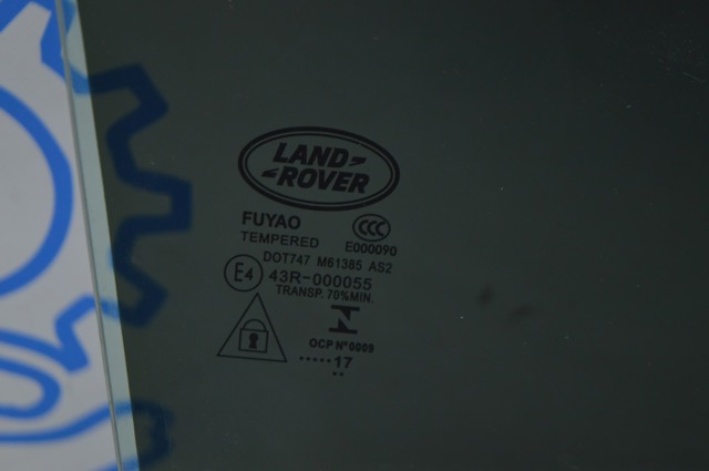 LAND ROVER LR093211 Стекло двери задней правой в наличии Винница