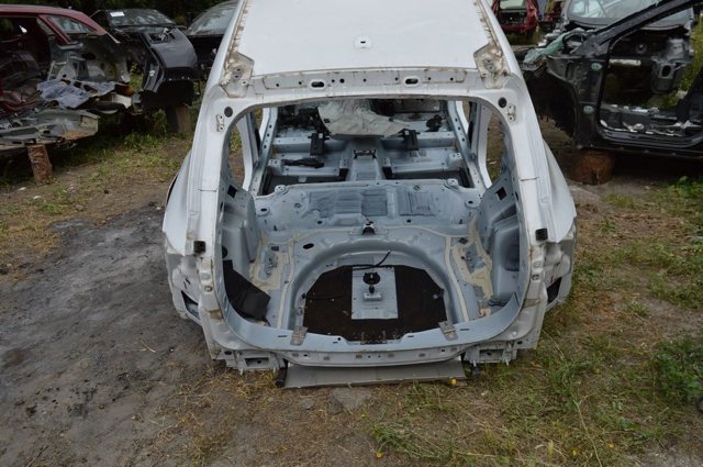 Детали мотоотсека задка кузова LX6Z7847122A FORD