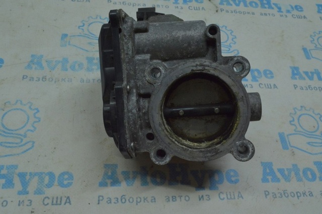 Дроссельная заслонка в сборе PY0113640A MAZDA