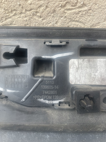51138499212 BMW Молдинг двери задней правой нижний купить в Хмельницкий