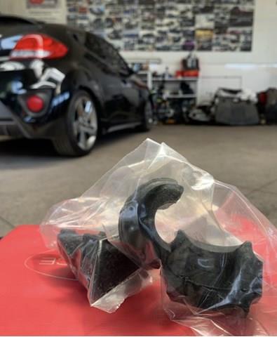 BMW 31356781664 Втулка стабилизатора переднего в наличии Киев