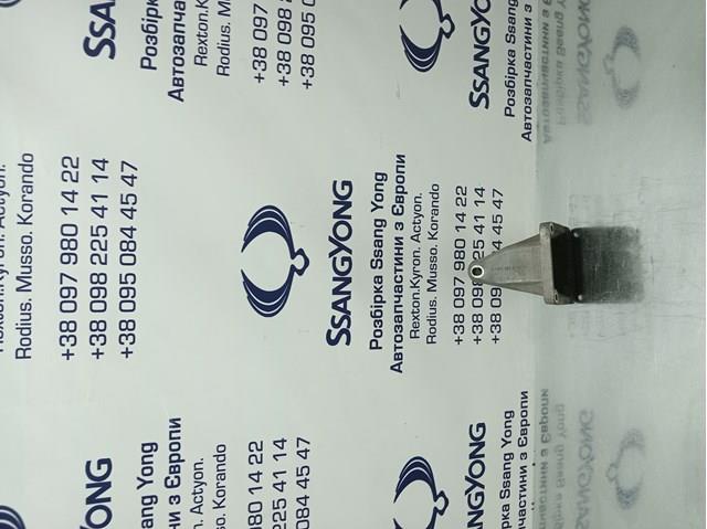 SSANG YONG 6652232304 Кронштейн подушки (опоры) двигателя правой в наличии Полтава
