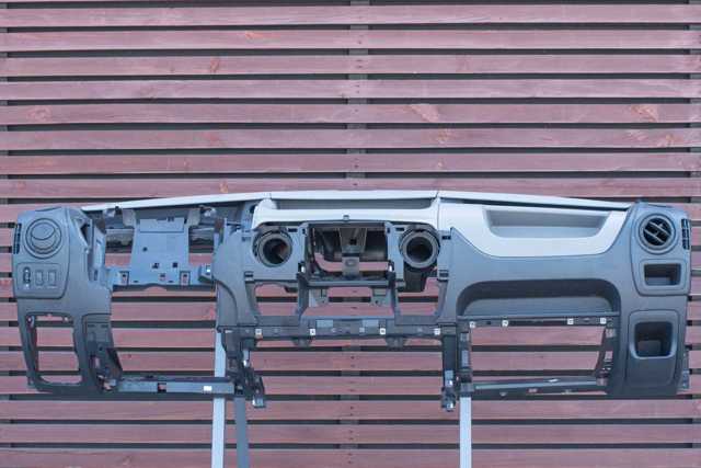 681000035R RENAULT Торпедо купить в Днепр