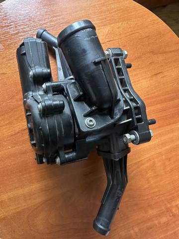 256002M002 HYUNDAI Корпус термостата купить в Винница