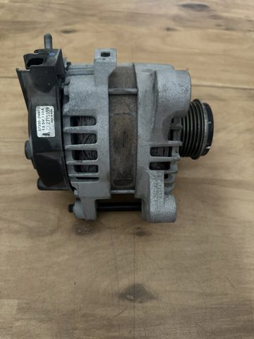 Генератор автомобиля 373002M417 HYUNDAI