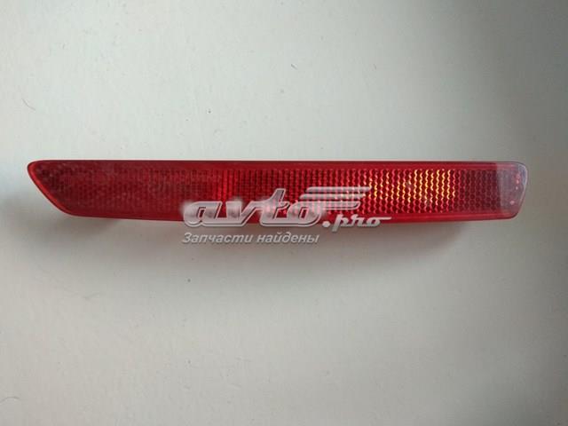 Левый катафот заднего бампера 63147400207 BMW
