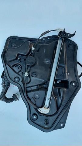 Стеклоподъемник левой задней двери GHP973590B MAZDA