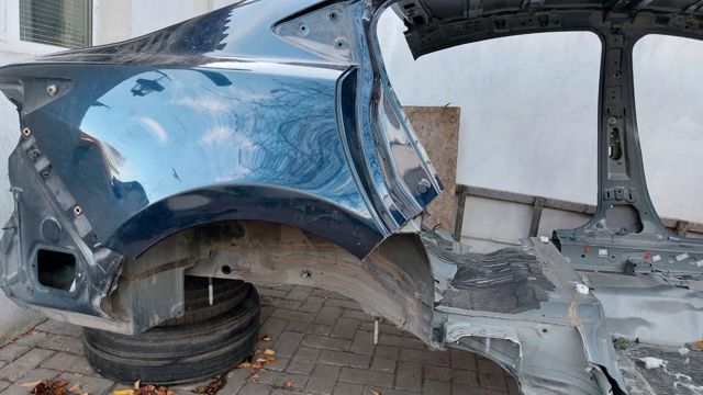 Крыло правое заднее GHY37041X MAZDA