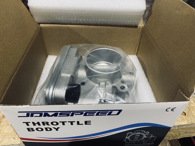 Дроссельная заслонка в сборе 04891735AC CHRYSLER
