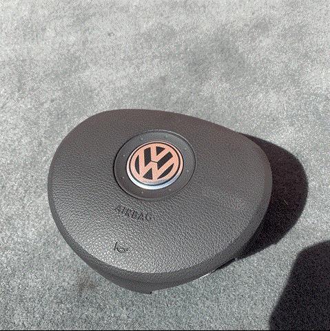 Подушка AIRBAG водительская 1K0880201A1BZ VAG