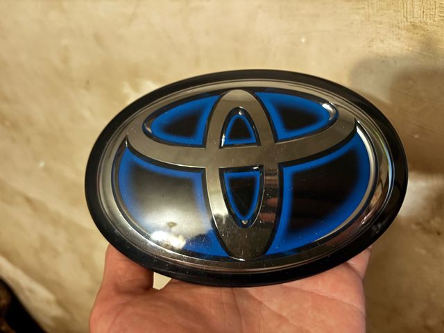 9097502161 TOYOTA Эмблема решетки радиатора купить в Винница