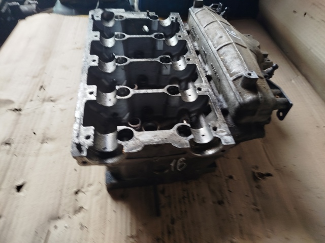 VAG 03G103373A ГБЦ в наличии Запорожье