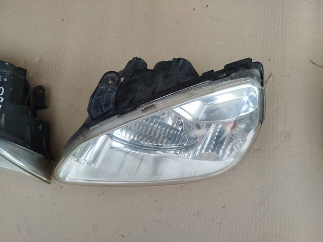 0K2JA51030 HYUNDAI Правая фара купить в Черновцы
