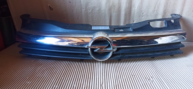 13108463 OPEL Решетка радиатора купить в Житомир