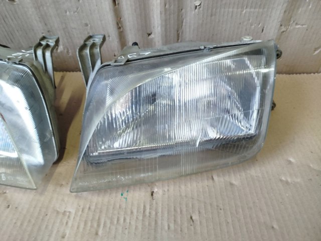 3532180EC0 SUZUKI Левая фара купить в Николаев
