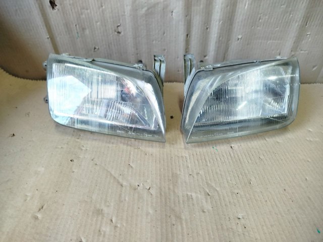 SUZUKI 3532180EC0 Левая фара в наличии Полтава