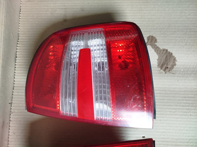6Y9945096E VAG Фонарь задний правый купить в Киев