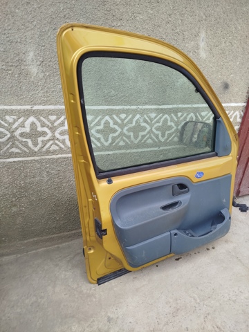 RENAULT 7751471745 Дверь передняя левая в наличии Запорожье