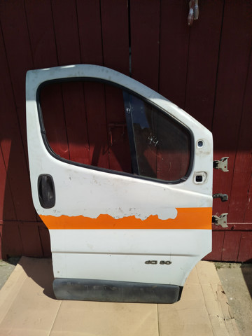 Пассажирская передняя дверь 7751478601 RENAULT