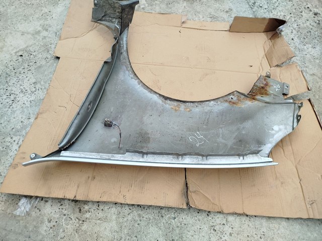 7751718632 RENAULT Крыло переднее правое купить в Тернополь