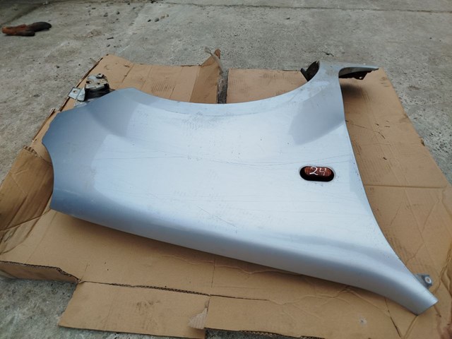 7751718632 RENAULT Крыло переднее правое купить в Ирпень