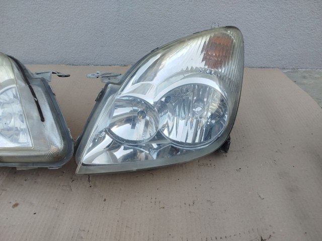 811700F010 Фара левая купить Черновцы