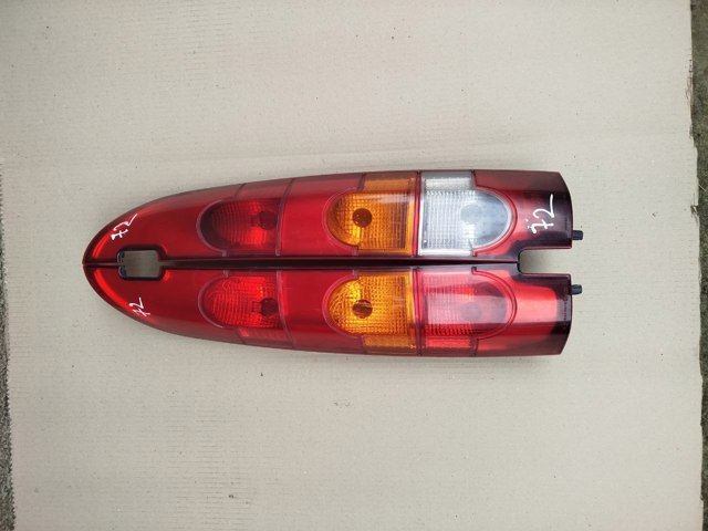 Задний левый стоп Рено Кенго I