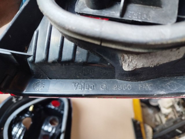 8200403982 Фонарь задний правый купить Черкассы