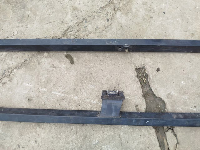 HYUNDAI 8727226000 Рейлинг крыши правый в наличии Запорожье