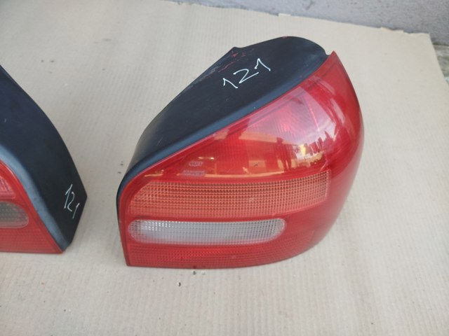 8L0945095A VAG Фонарь задний левый купить в Черновцы