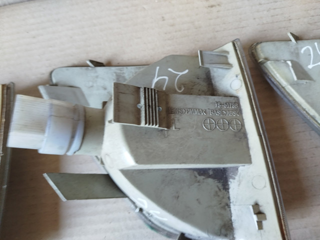 9018200221 Поворотник правый купить Хмельницкий