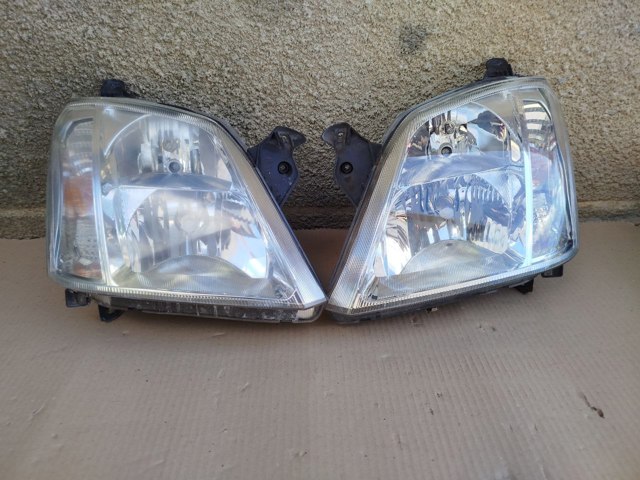 OPEL 93321053 Правая фара в наличии Черкассы