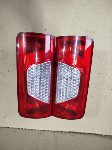 Фонарь задний правый Ford Connect