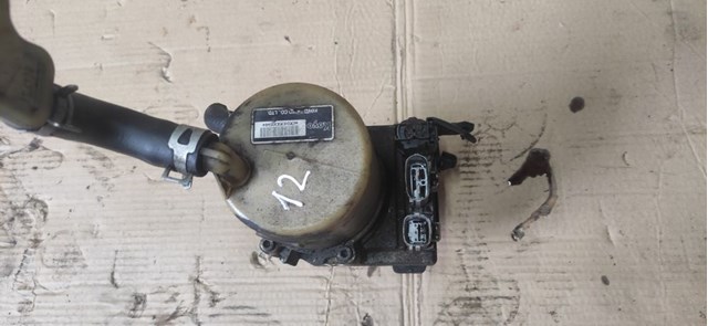MAZDA BR5V32600H Насос ГУР в наличии Полтава