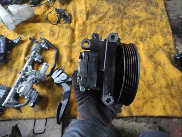 EG2132650C MAZDA Насос гидроусилителя руля (ГУР) купить в Сумы
