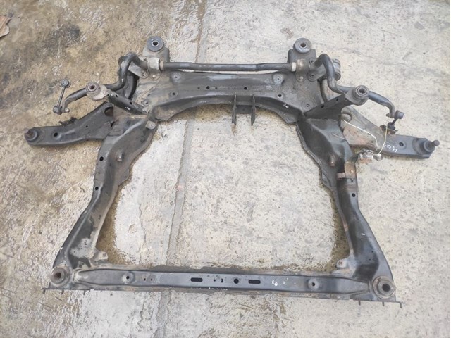 MAZDA EG213480XD Подрамник передний в наличии Полтава