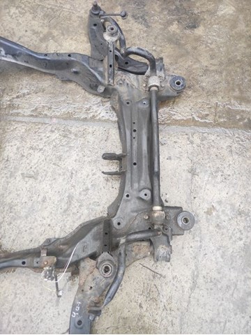 MAZDA EG213480XD Подрамник передний в наличии Украина