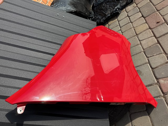 631006075R RENAULT Крыло переднее правое купить в Николаев
