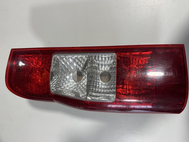 Задняя левая фара Ford Transit 6