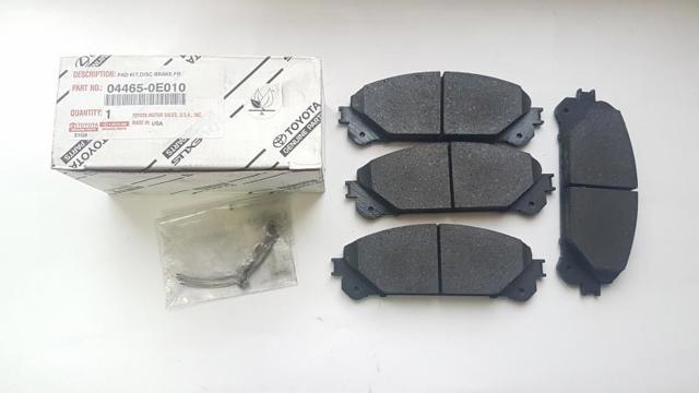 044650E010 TOYOTA Передние тормозные колодки купить в Хмельницкий